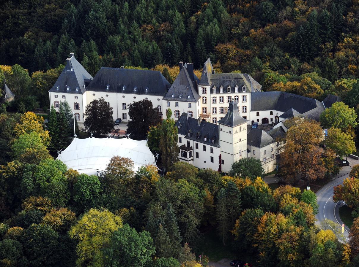 Hotel-Restaurant Beim Schlass ウイルツ エクステリア 写真
