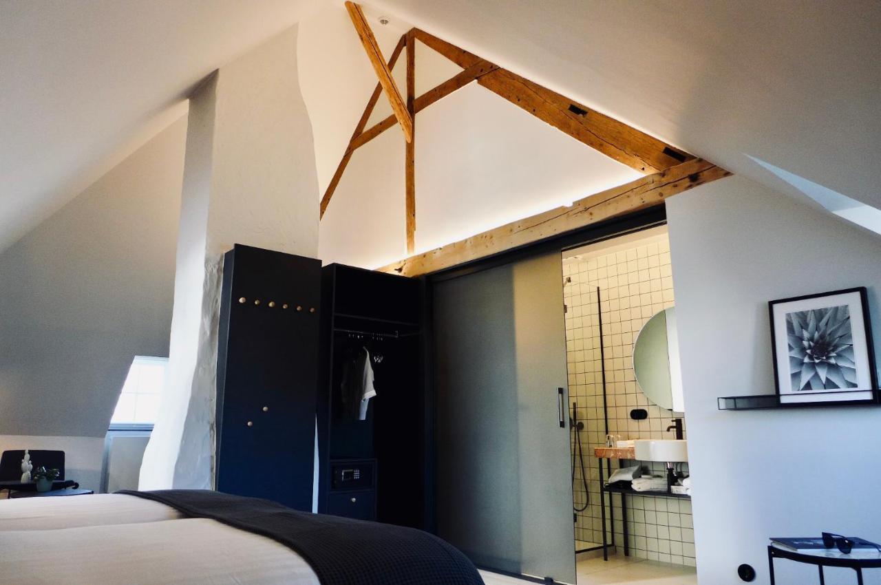 Hotel-Restaurant Beim Schlass ウイルツ エクステリア 写真