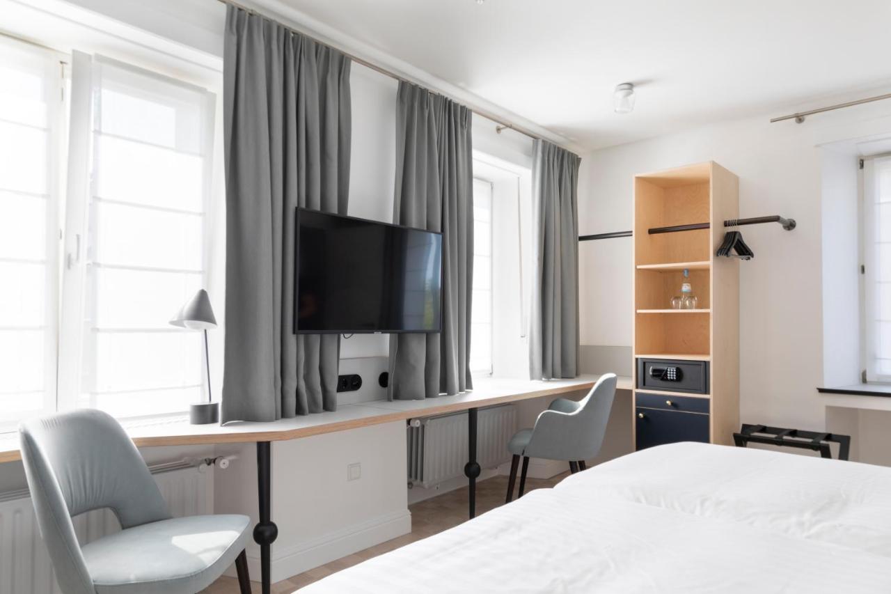 Hotel-Restaurant Beim Schlass ウイルツ エクステリア 写真